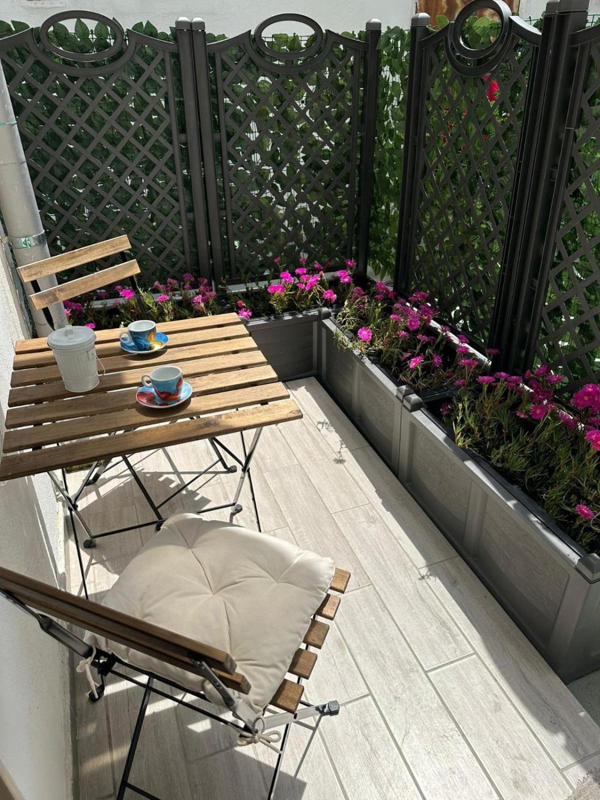 Bari Valona Rooms Eksteriør billede